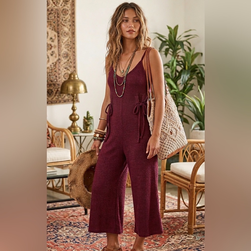 Boho Chic Ribbed Knit Wide Leg Crop Jumpsuit - Burgundy - Size M